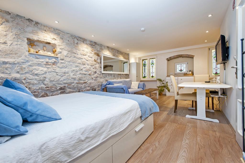 Studio Valdibora Rovinj Exteriör bild